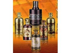 電鍍、噴涂與浮雕 現(xiàn)代酒瓶裝飾工藝的多元?jiǎng)?chuàng)新